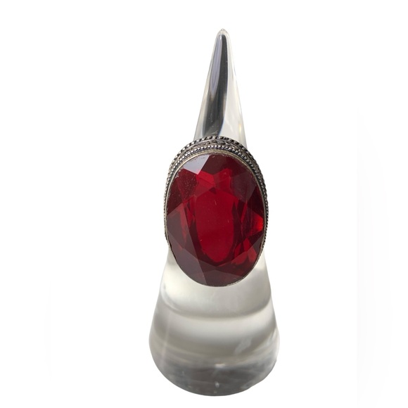 Vintage Sterling Silver Ruby Red Faceted Oval Glass Woman’s Ring Jewelry Garnet - Picture 3 of 8